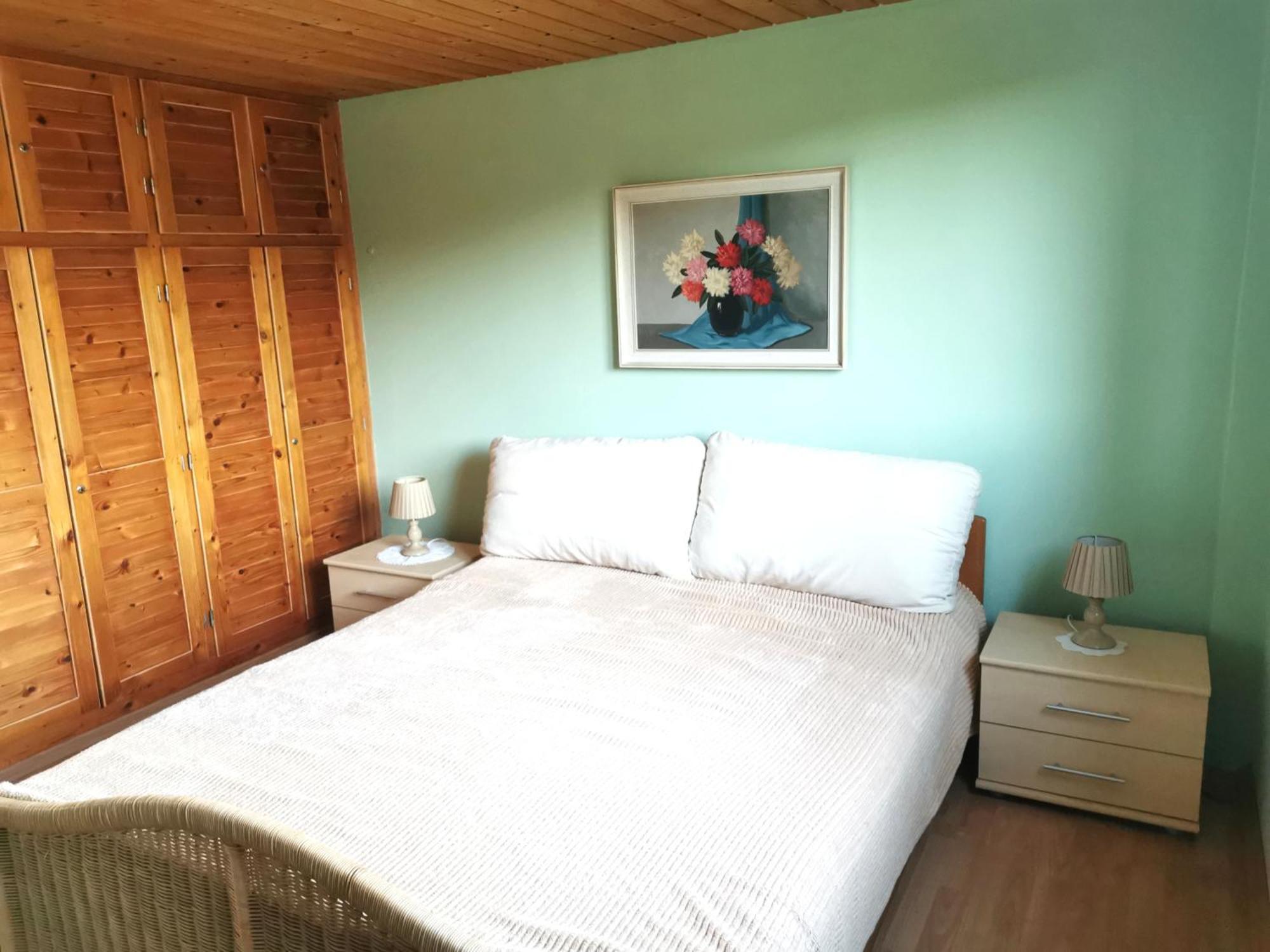 Grosses Ferienhaus Plattensee Balaton - Nyaralo Haz 6 Szobaval, 5 Fuerdoszobaval, 3000 Nm Apartment Szolad Luaran gambar